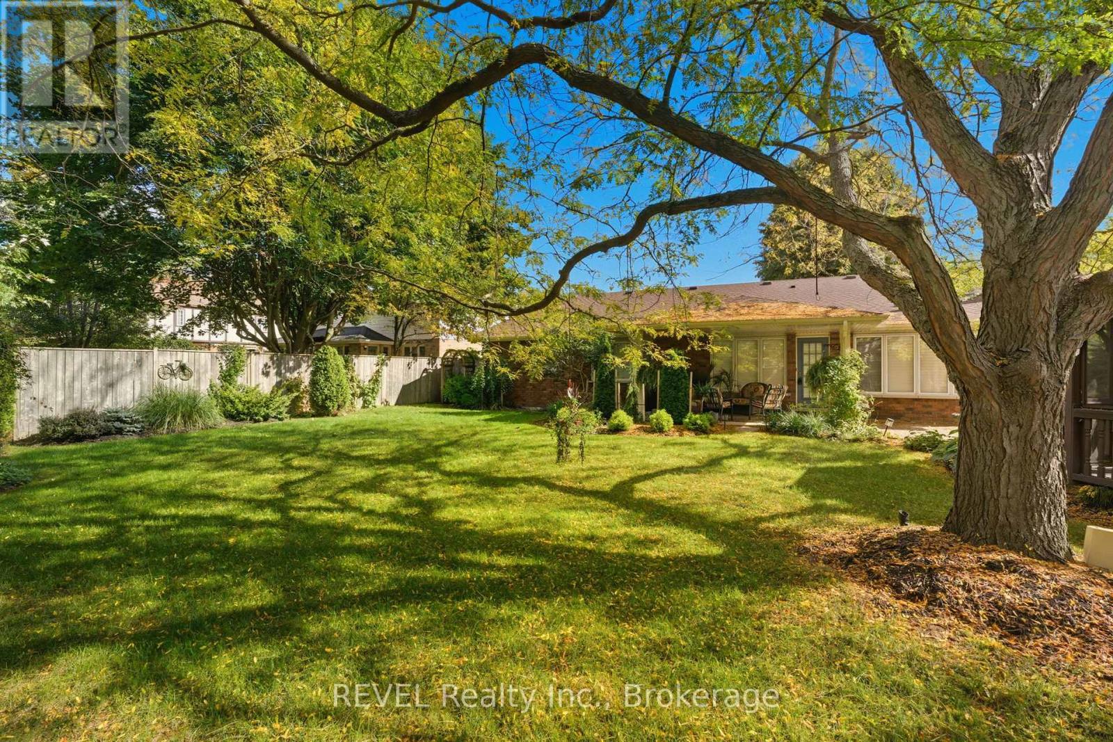 4 Kevin Drive, Pelham, Ontario  L0S 1E4 - Photo 46 - X12554546