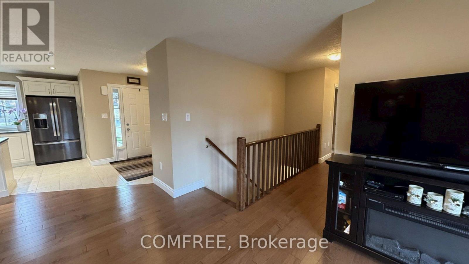 22 Hunter Avenue, Tay (Victoria Harbour), Ontario  L0K 2A0 - Photo 15 - S12554800