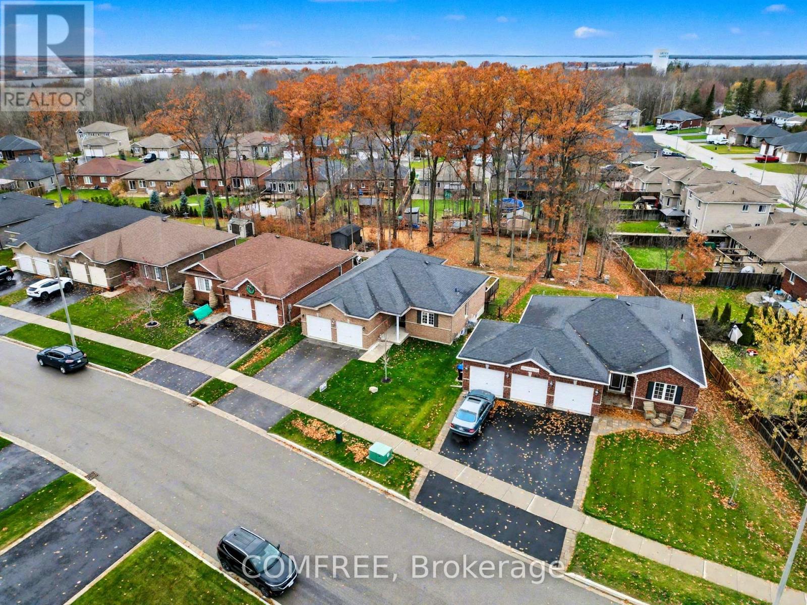 22 Hunter Avenue, Tay (Victoria Harbour), Ontario  L0K 2A0 - Photo 36 - S12554800