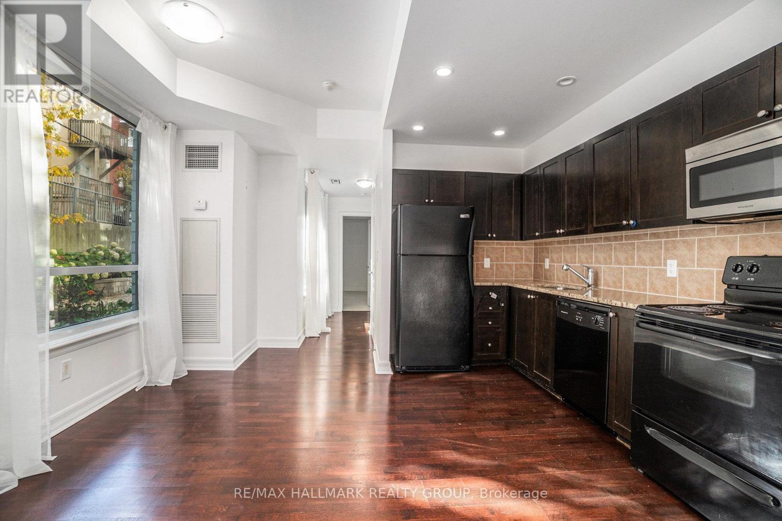 101 - 200 Besserer Street, Ottawa, Ontario  K1N 0A7 - Photo 7 - X12487766