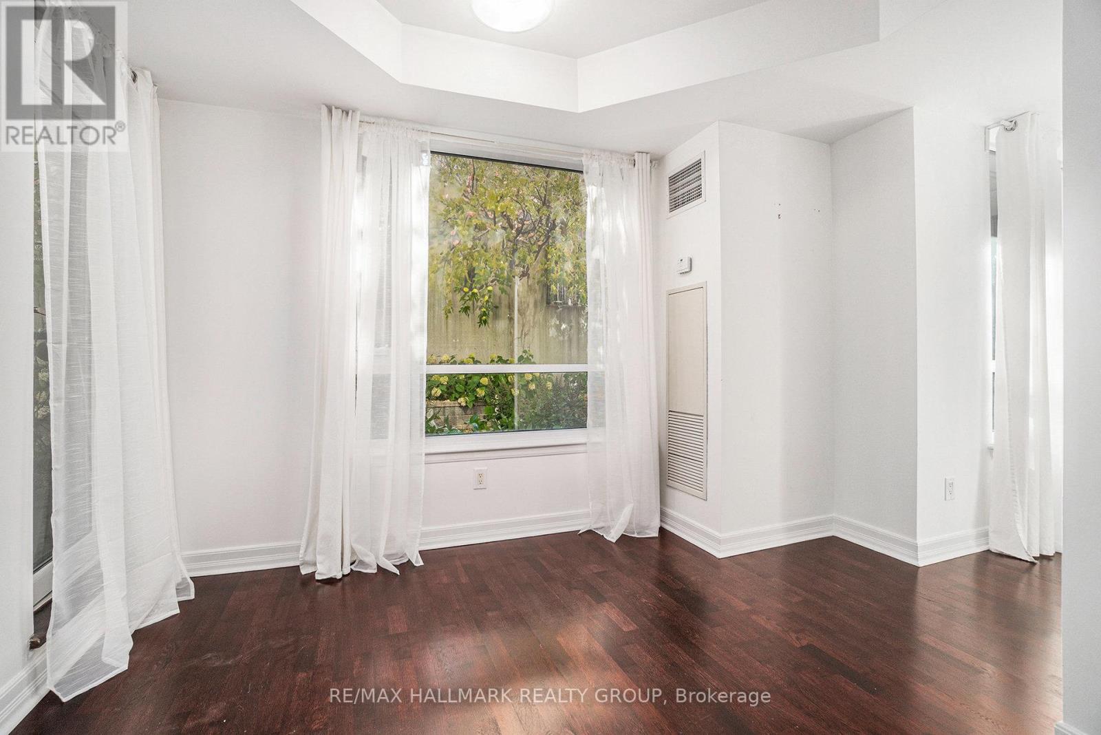 101 - 200 Besserer Street, Ottawa, Ontario  K1N 0A7 - Photo 6 - X12487766