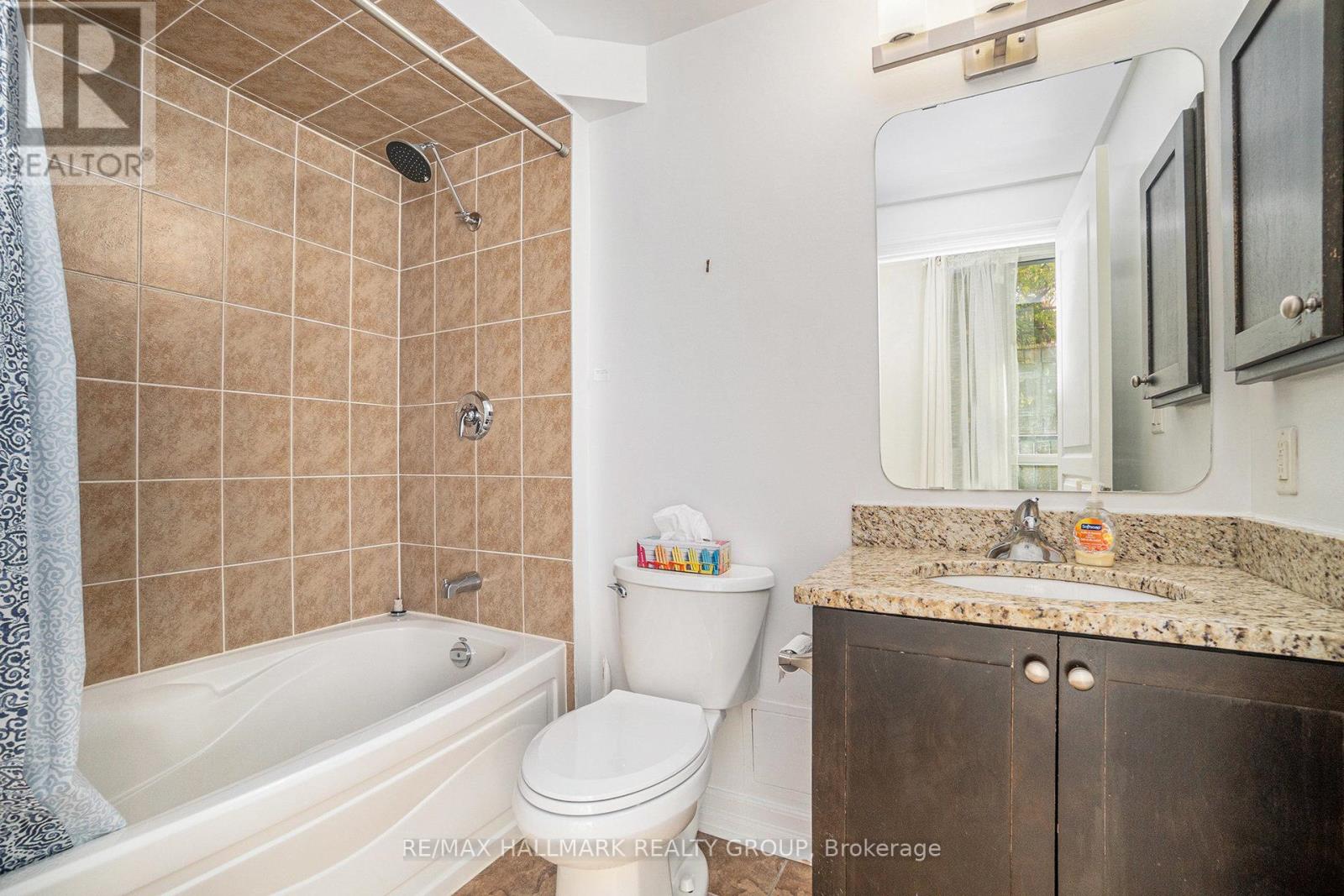 101 - 200 Besserer Street, Ottawa, Ontario  K1N 0A7 - Photo 16 - X12487766