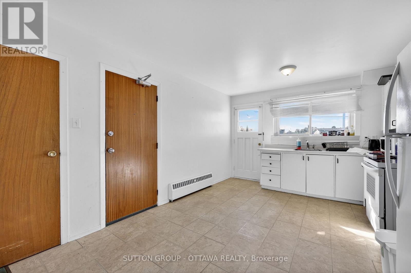 370 Belisle Street, Ottawa, Ontario  K1L 6V2 - Photo 17 - X12488422