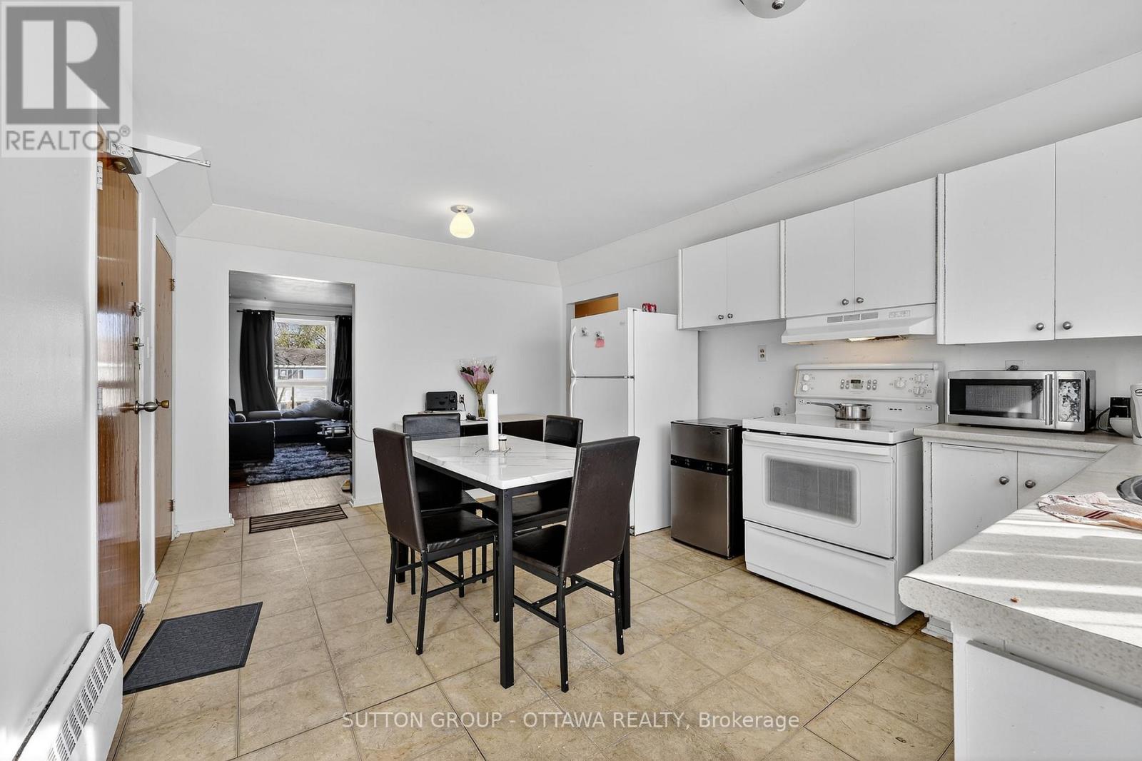 370 Belisle Street, Ottawa, Ontario  K1L 6V2 - Photo 35 - X12488422