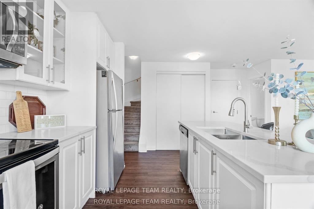 C - 440 Via Verona Avenue, Ottawa, Ontario  K2J 6B3 - Photo 7 - X12554128