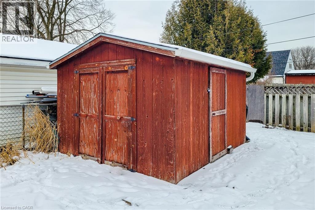 77 Tenth Avenue, Brantford, Ontario  N3S 1G5 - Photo 12 - 40796825