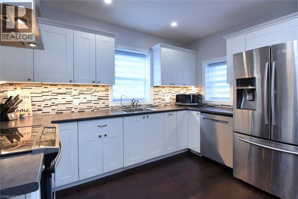 111 Drummond Street, Brantford, Ontario  N3S 5Z9 - Photo 10 - 40796787