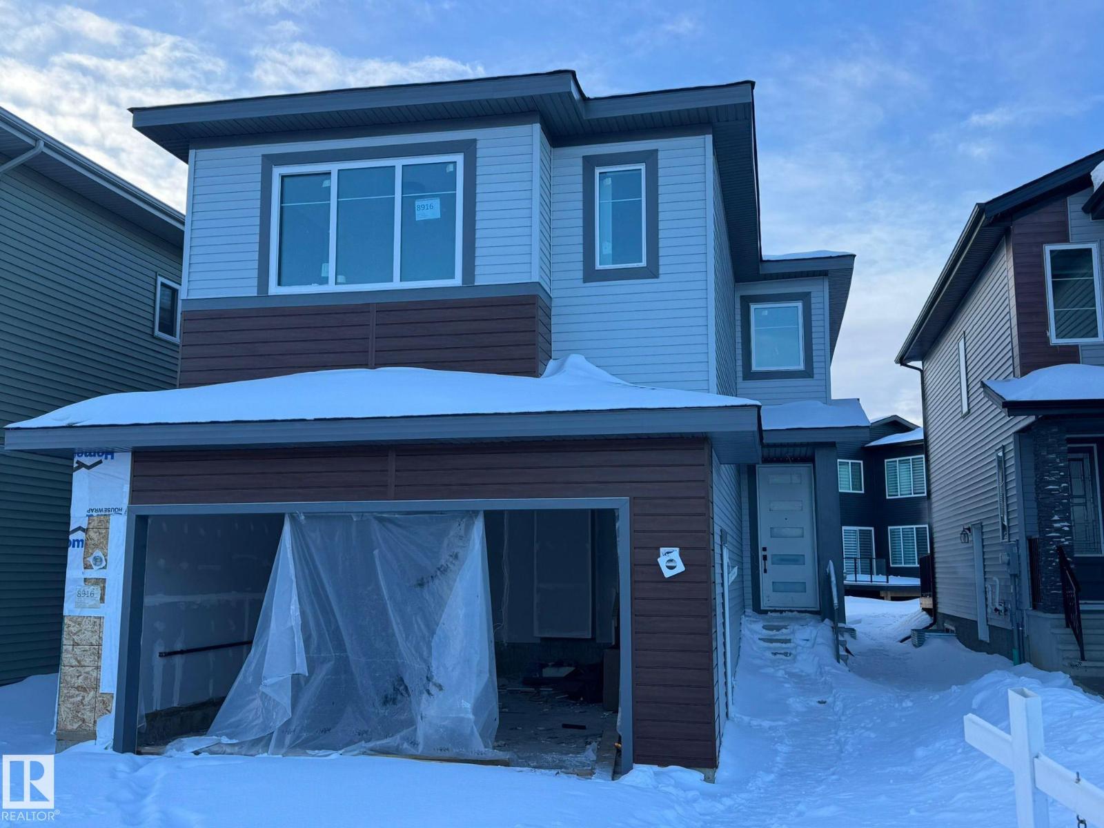 8916 MAYDAY WY SW, Edmonton, Alberta