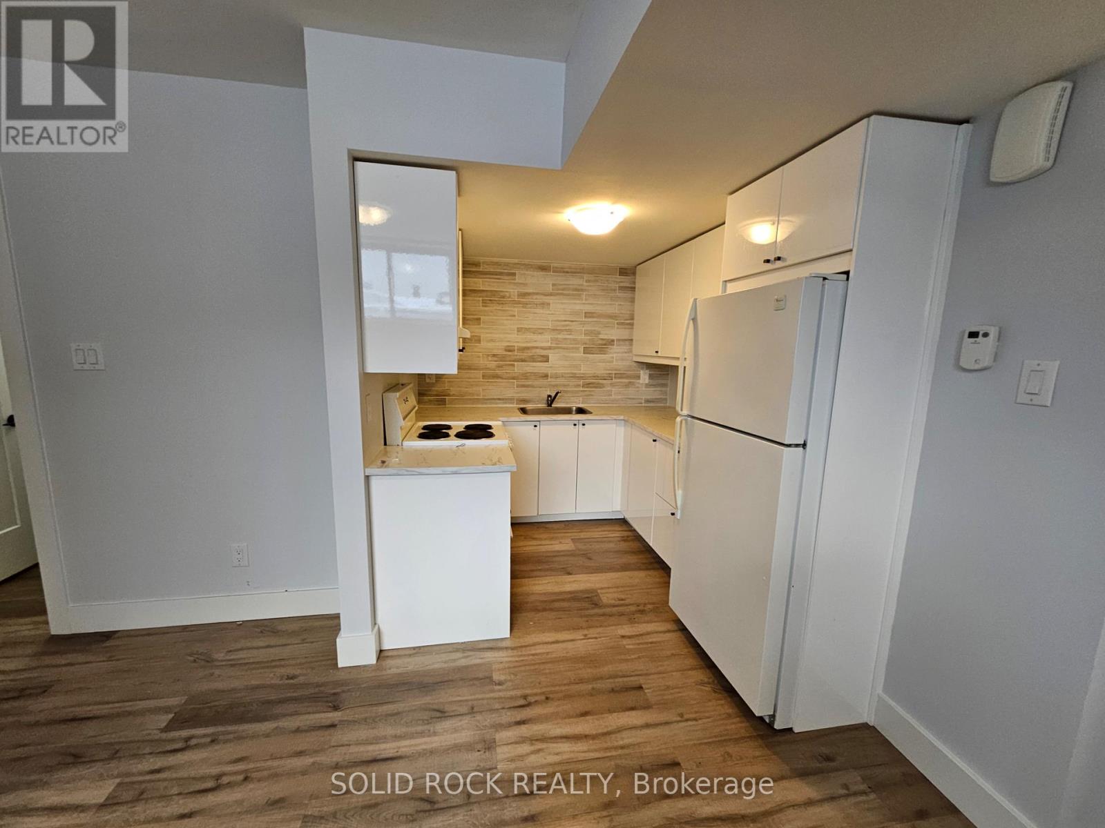 1 - 846 Alpine Avenue, Ottawa, Ontario  K2B 5R6 - Photo 15 - X12639066