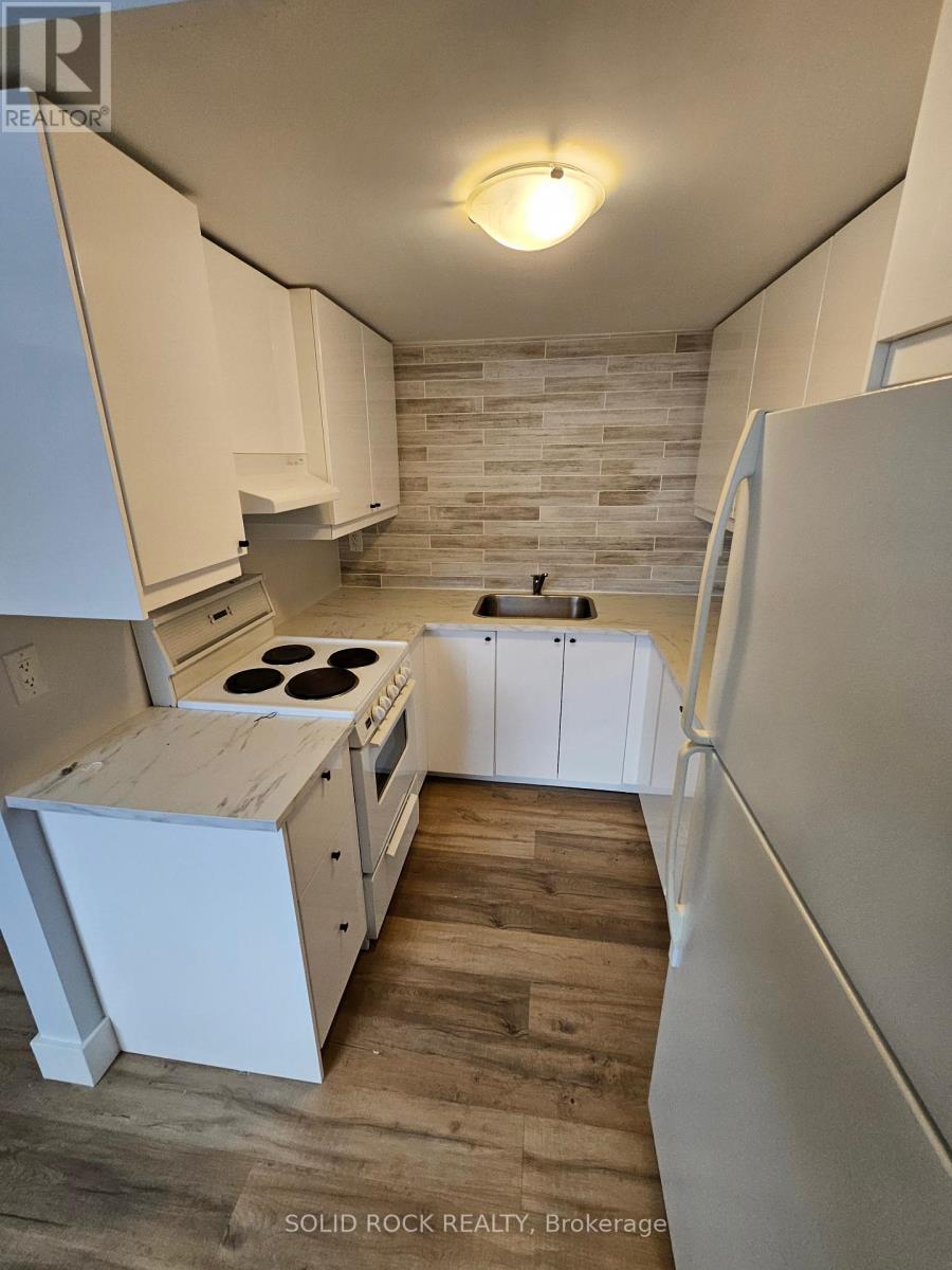 1 - 846 Alpine Avenue, Ottawa, Ontario  K2B 5R6 - Photo 17 - X12639066