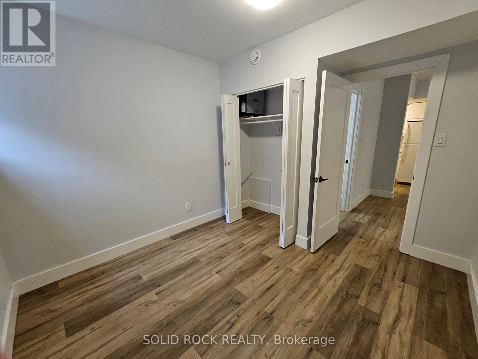 1 - 846 Alpine Avenue, Ottawa, Ontario  K2B 5R6 - Photo 6 - X12639066