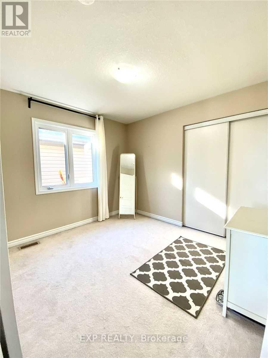 212 Ridge Road, Cambridge, Ontario  N3E 0C2 - Photo 12 - X12645308