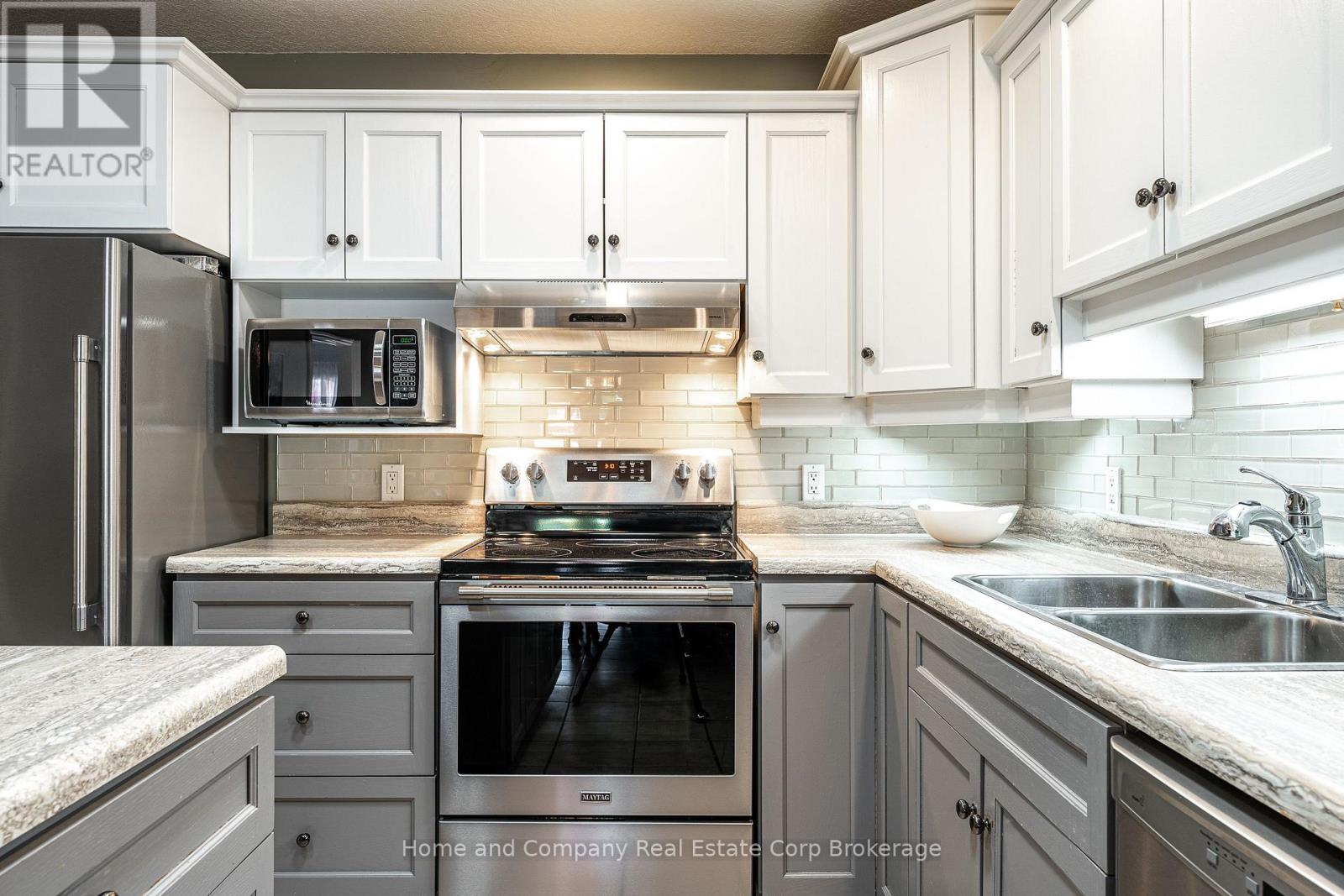 47 Gregory Crescent, Stratford, Ontario  N5A 8A5 - Photo 13 - X12488068