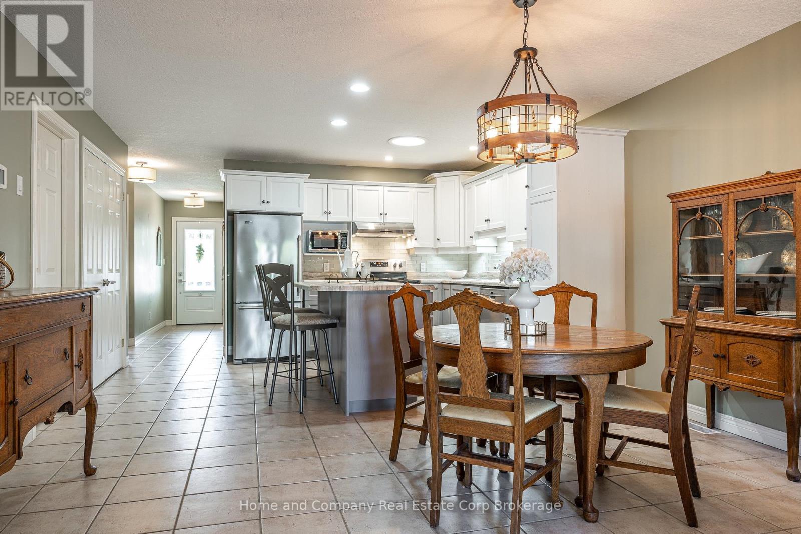 47 Gregory Crescent, Stratford, Ontario  N5A 8A5 - Photo 23 - X12488068