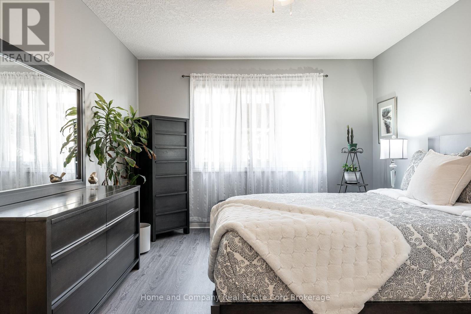 47 Gregory Crescent, Stratford, Ontario  N5A 8A5 - Photo 25 - X12488068