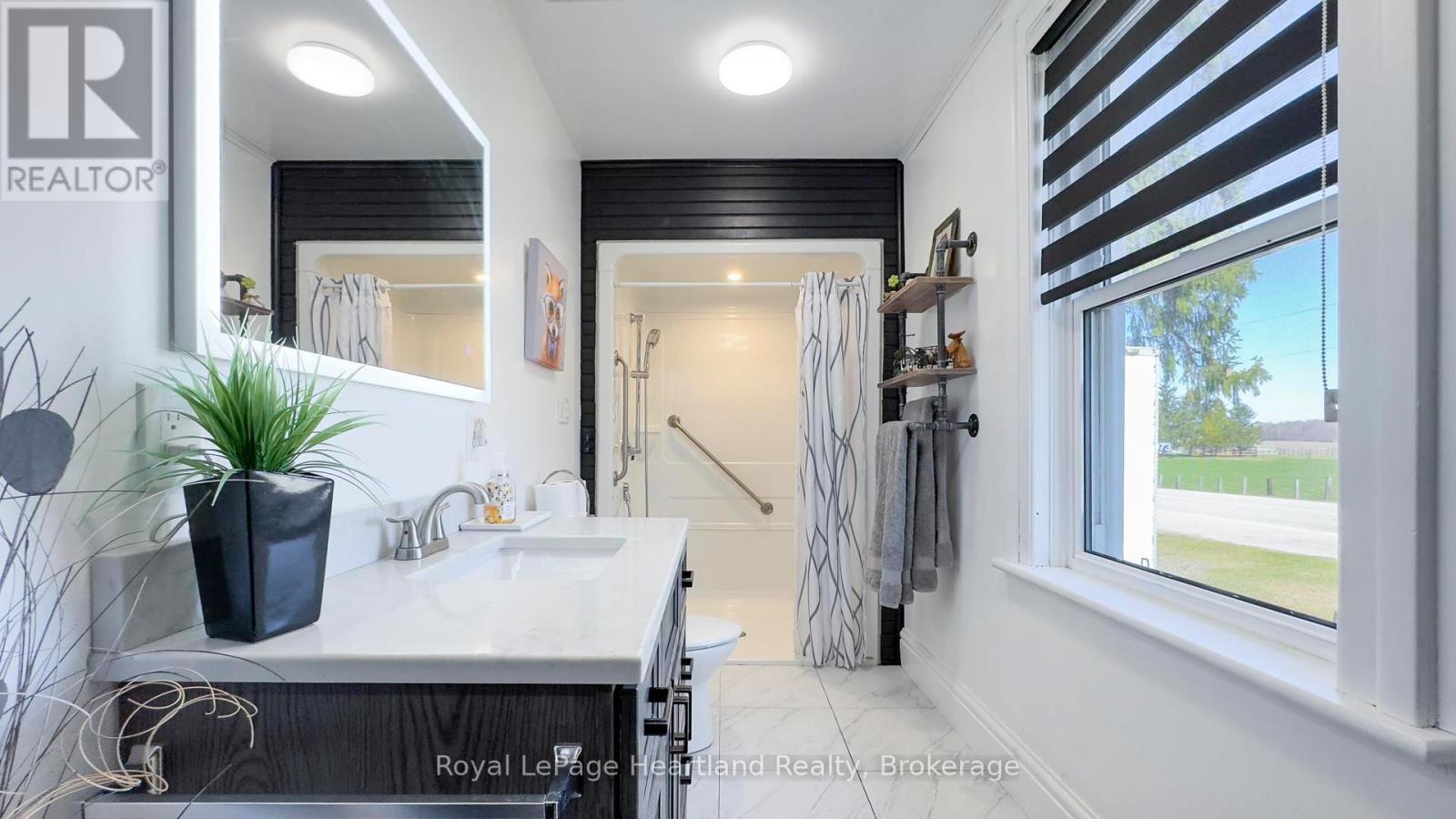 36973 Londesboro Road, Ashfield-Colborne-Wawanosh, Ontario  N7A 3Y1 - Photo 11 - X12488362