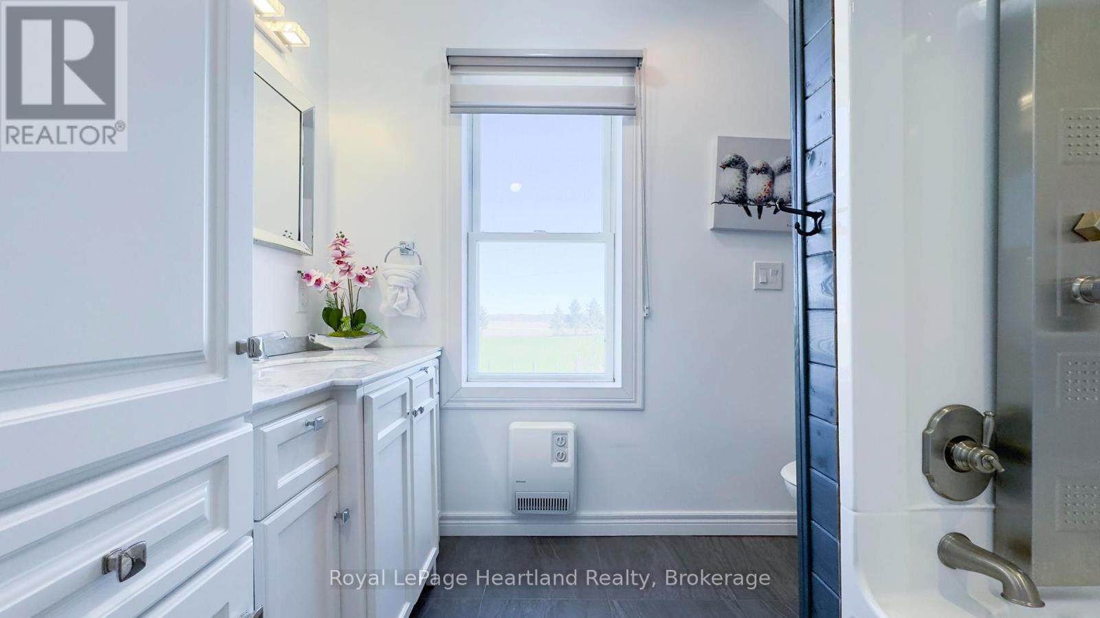 36973 Londesboro Road, Ashfield-Colborne-Wawanosh, Ontario  N7A 3Y1 - Photo 31 - X12488362