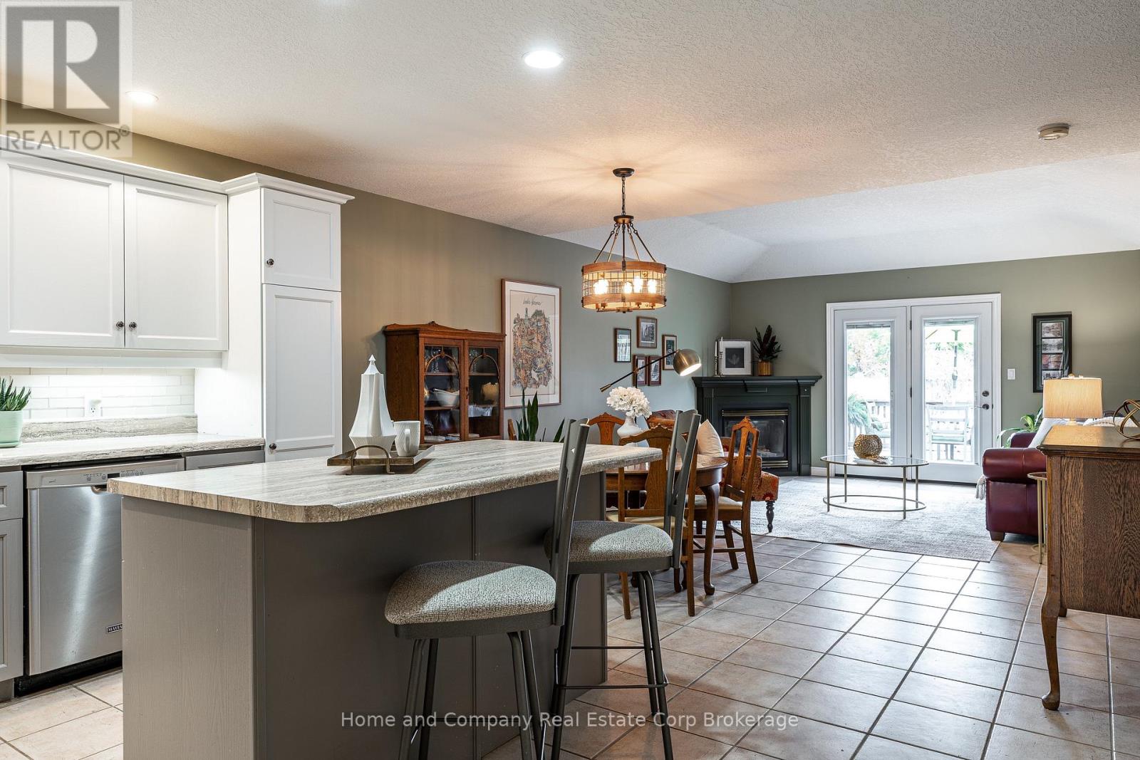 47 Gregory Crescent, Stratford, Ontario  N5A 8A5 - Photo 9 - X12488068