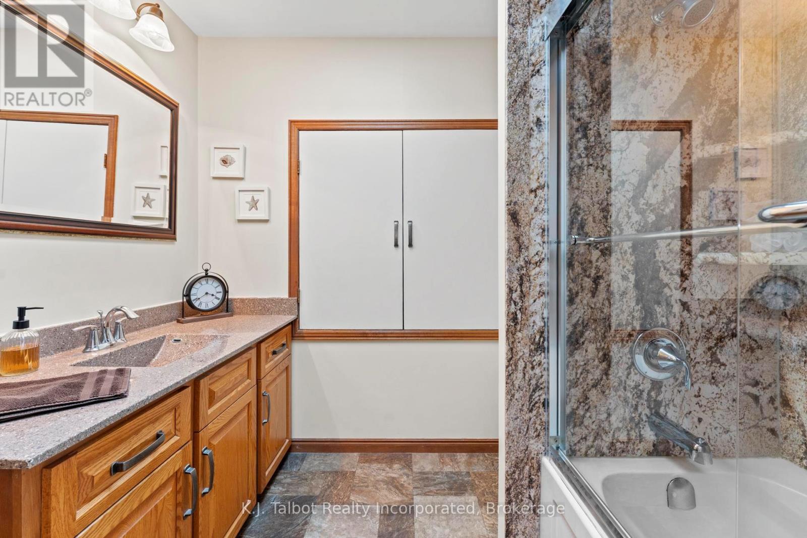 370 Eldon Street S, Goderich (Goderich (Town)), Ontario  N7A 4K7 - Photo 32 - X12488820