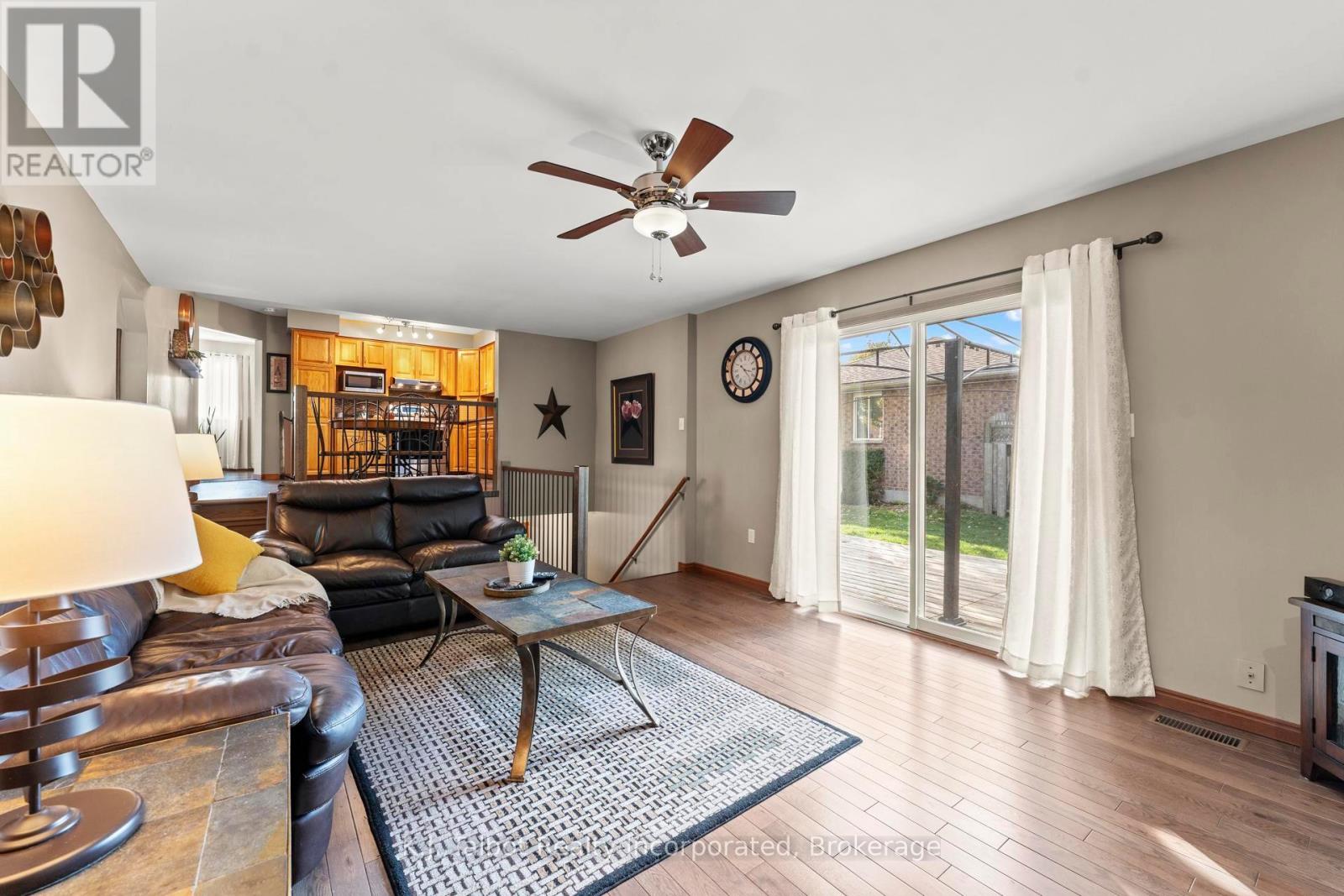 370 Eldon Street S, Goderich (Goderich (Town)), Ontario  N7A 4K7 - Photo 8 - X12488820