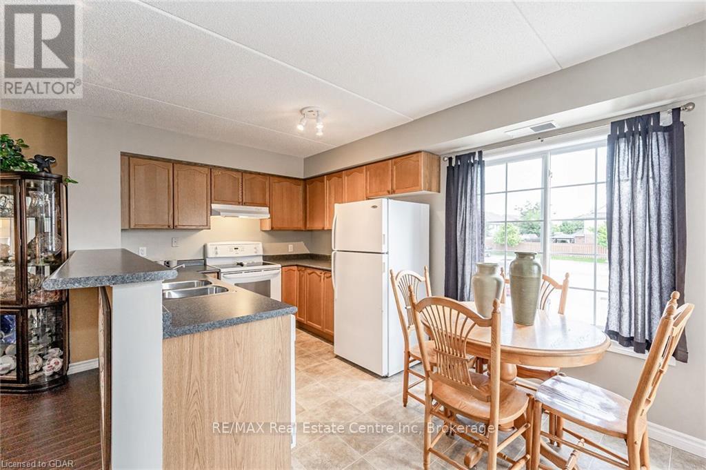 202 - 415 Grange Road E, Guelph, Ontario  N1E 0C4 - Photo 5 - X12554034