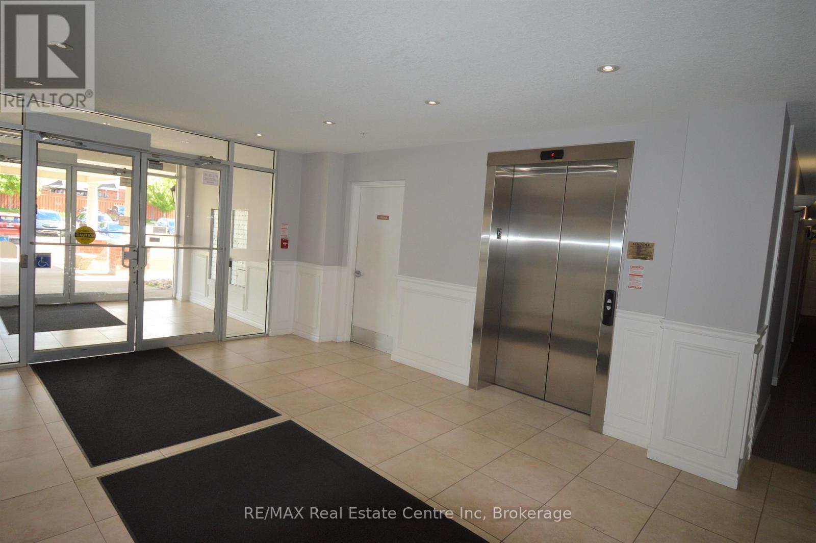 202 - 415 Grange Road E, Guelph, Ontario  N1E 0C4 - Photo 2 - X12554034