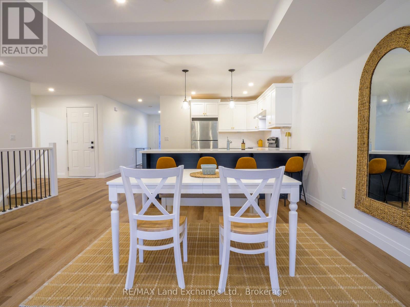 18 - 86 Eagle Court, Saugeen Shores, Ontario N0H 2C3 - Photo 8 - X12554168