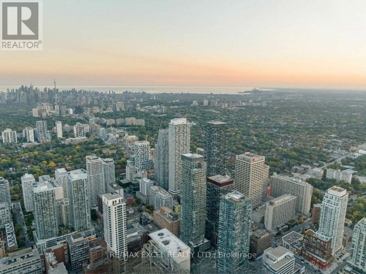 4005 - 39 ROEHAMPTON AVENUE, Toronto, Ontario