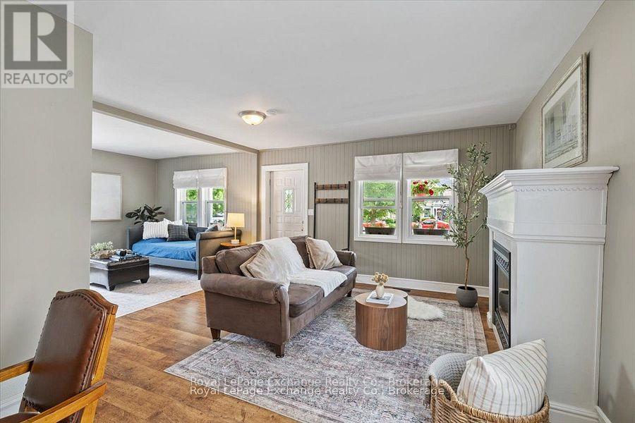 40 Grosvenor Street S, Saugeen Shores, Ontario  N0H 2L0 - Photo 14 - X12554690