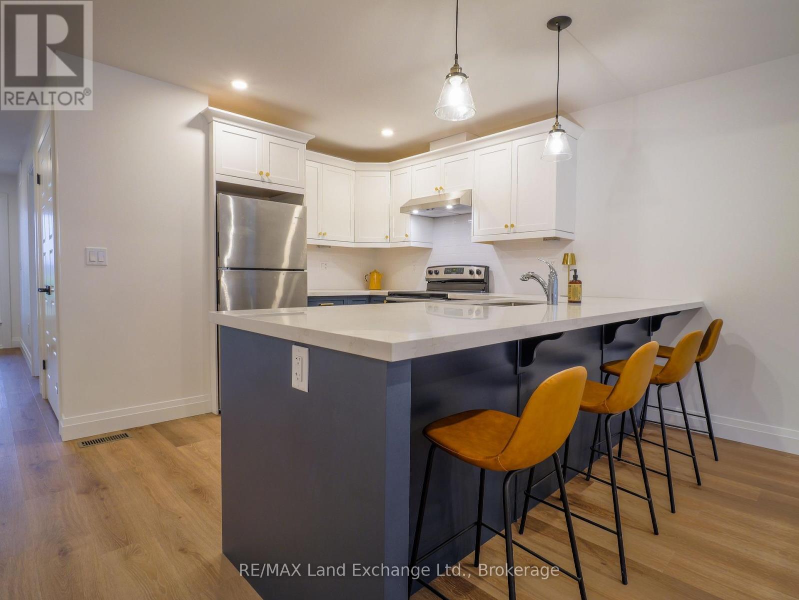 18 - 86 Eagle Court, Saugeen Shores, Ontario N0H 2C3 - Photo 13 - X12554168