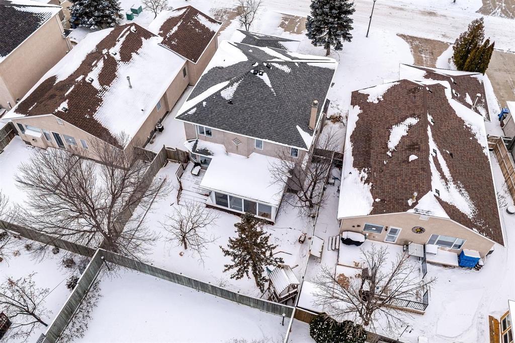 46 Manor Haven Drive, Winnipeg, Manitoba  R2N 4J3 - Photo 42 - 202530221