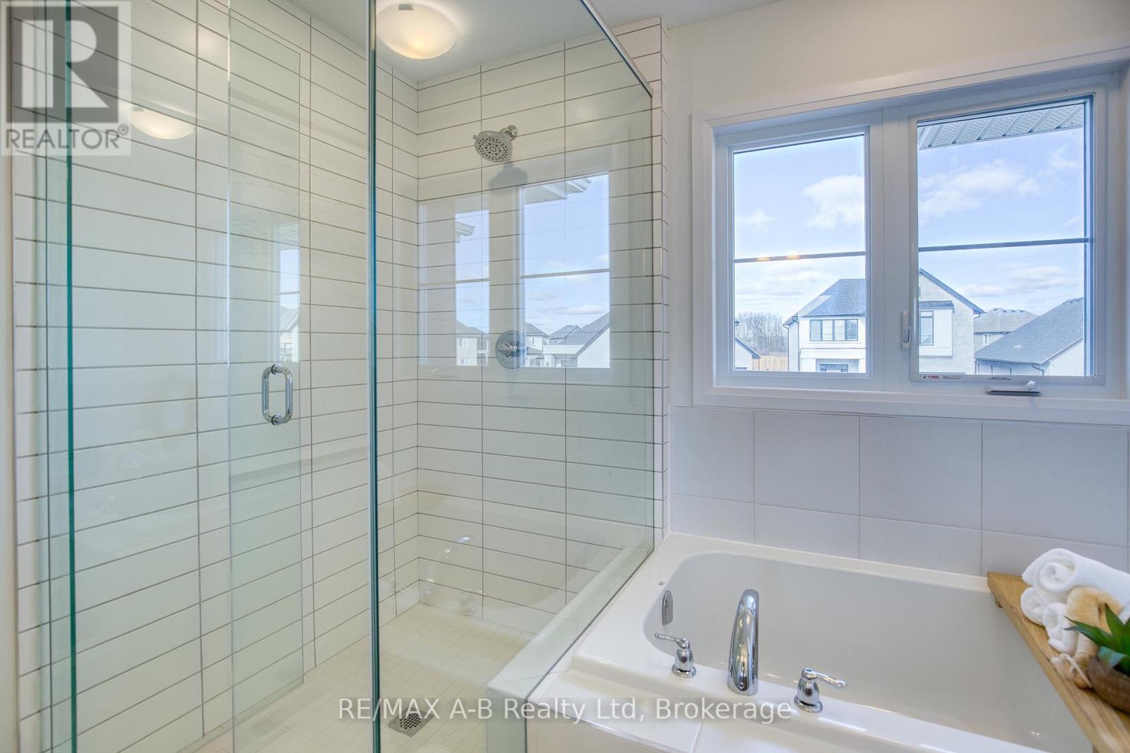 Lot 33 132 Dempsey Drive, Stratford, Ontario  N5A 0K5 - Photo 17 - X12554332