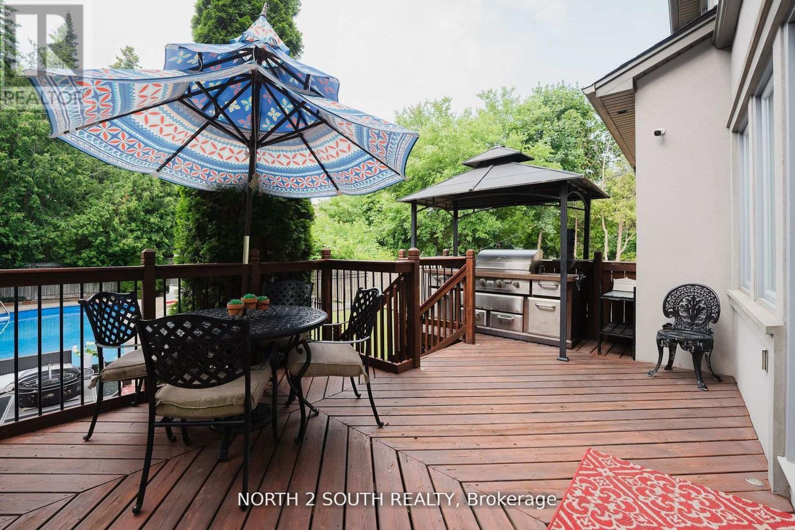 339 Burnhamthorpe Road, Toronto, Ontario  M9B 2A2 - Photo 33 - W12637418