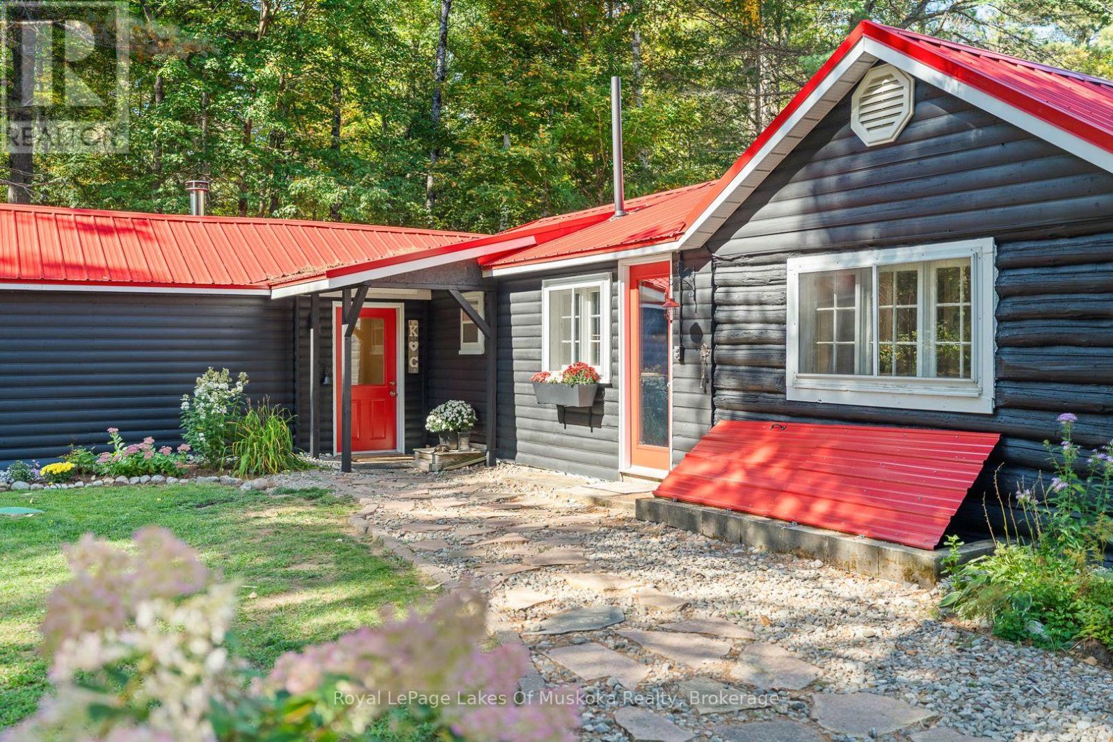 3921 Ravenscliffe Road, Huntsville, Ontario  P1H 2J2 - Photo 4 - X12673216