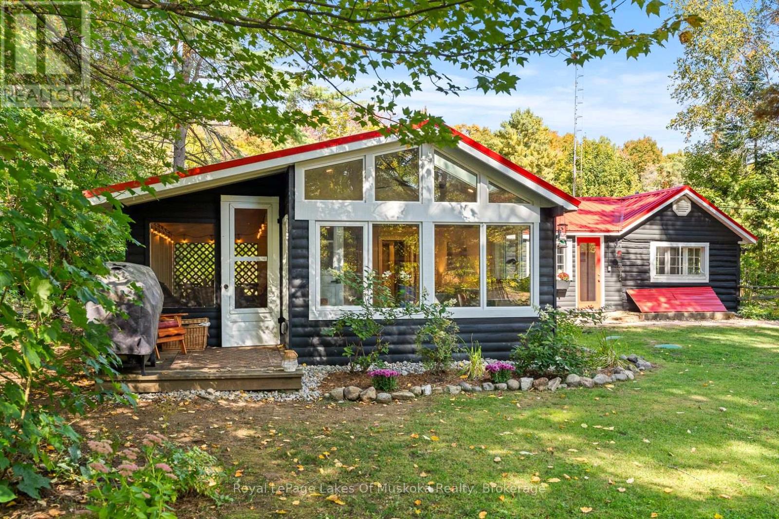 3921 Ravenscliffe Road, Huntsville, Ontario  P1H 2J2 - Photo 3 - X12673216