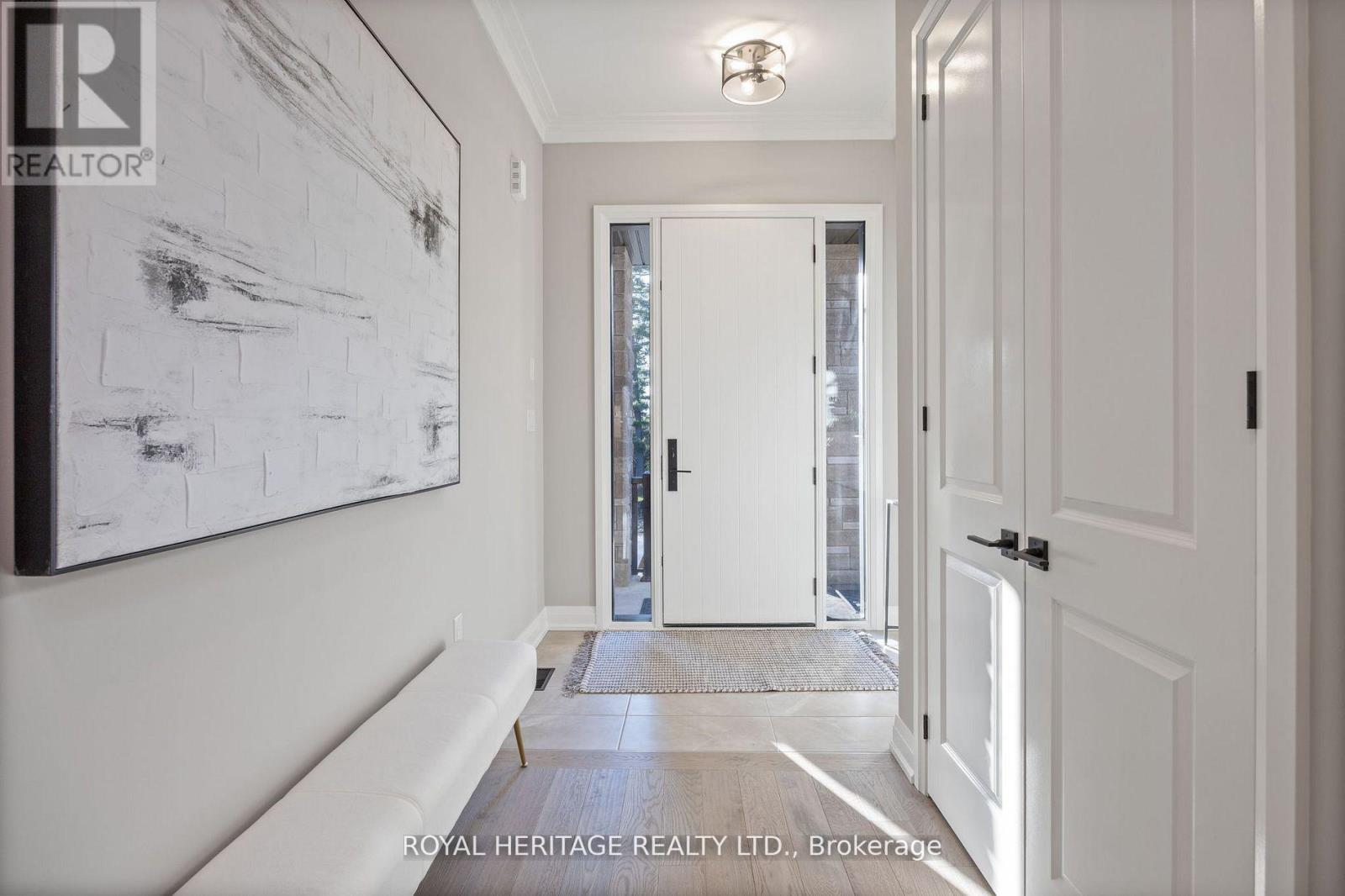 7 Inverlynn Way, Whitby, Ontario  L1N 2S6 - Photo 5 - E12673282