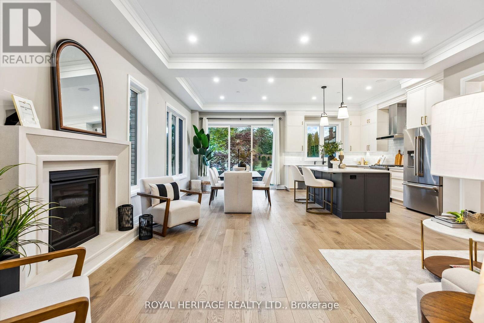 7 Inverlynn Way, Whitby, Ontario  L1N 2S6 - Photo 6 - E12673282