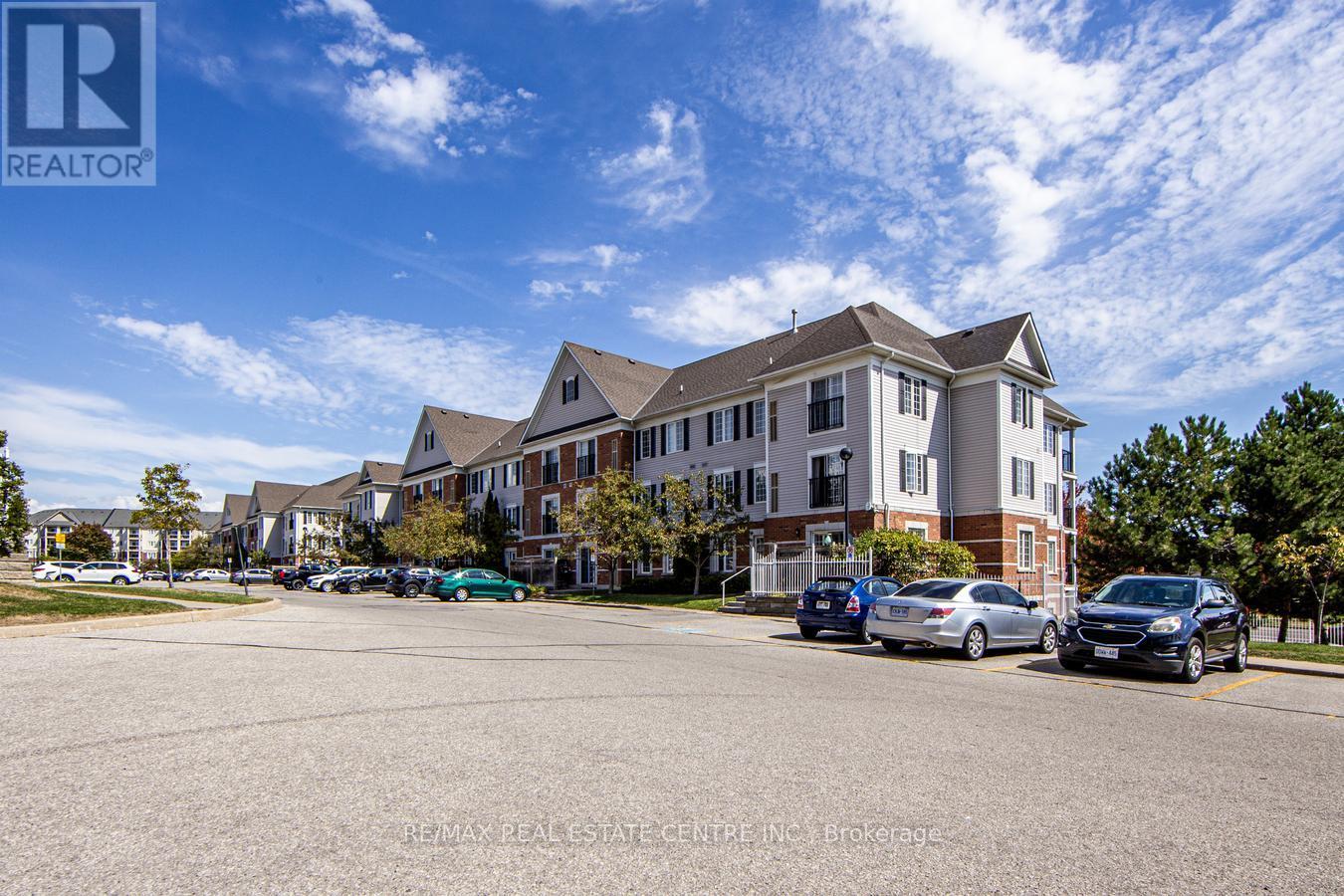 207 - 106 ASPEN SPRINGS DRIVE, Clarington, Ontario