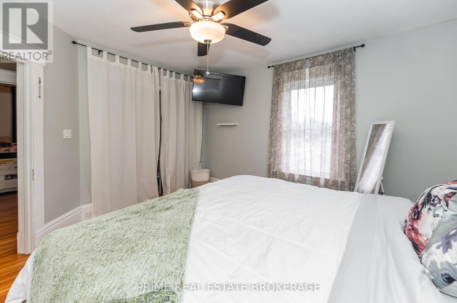 72 Walnut Street, St. Thomas, Ontario  N5R 2Y9 - Photo 21 - X12488038