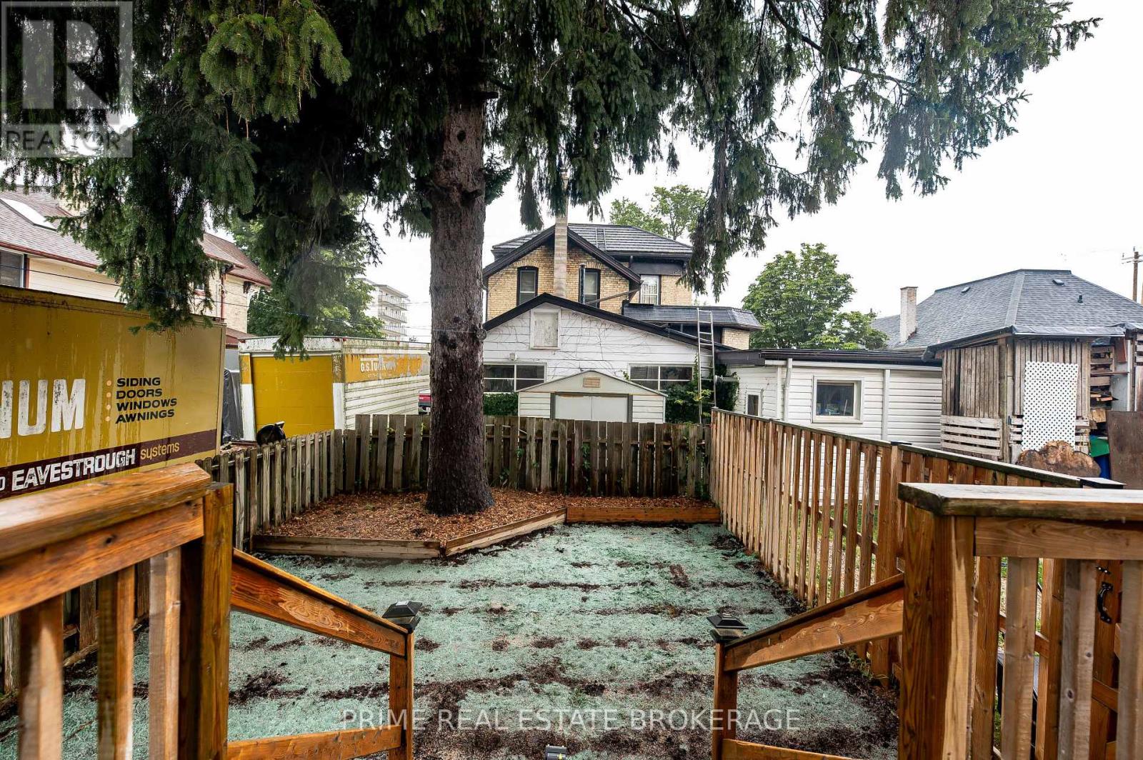 72 Walnut Street, St. Thomas, Ontario  N5R 2Y9 - Photo 28 - X12488038