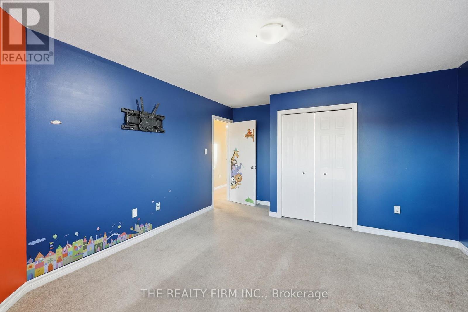 1012 Oakcrossing Road, London North, Ontario  N6H 0A8 - Photo 21 - X12488398