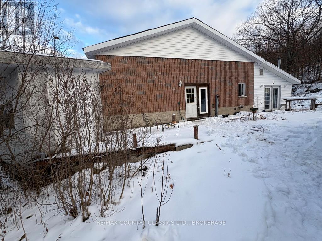 534 B Slate Falls Road, Addington Highlands, Ontario  K0H 1L0 - Photo 30 - X12554302
