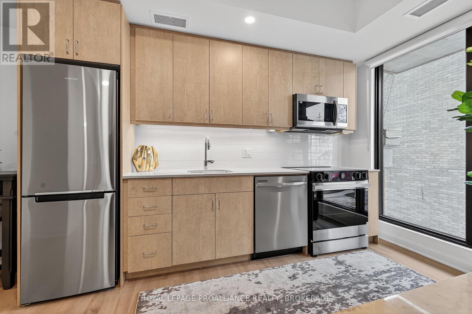 217 - 223 Princess Street, Kingston, Ontario  K7L 1B3 - Photo 8 - X12554820