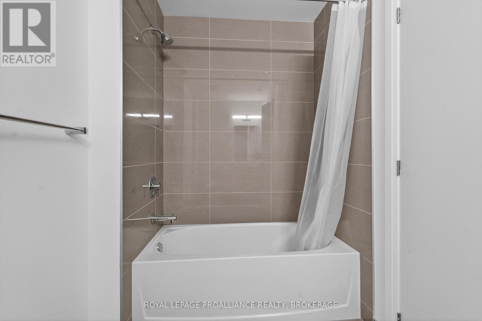 217 - 223 Princess Street, Kingston, Ontario  K7L 1B3 - Photo 16 - X12554820