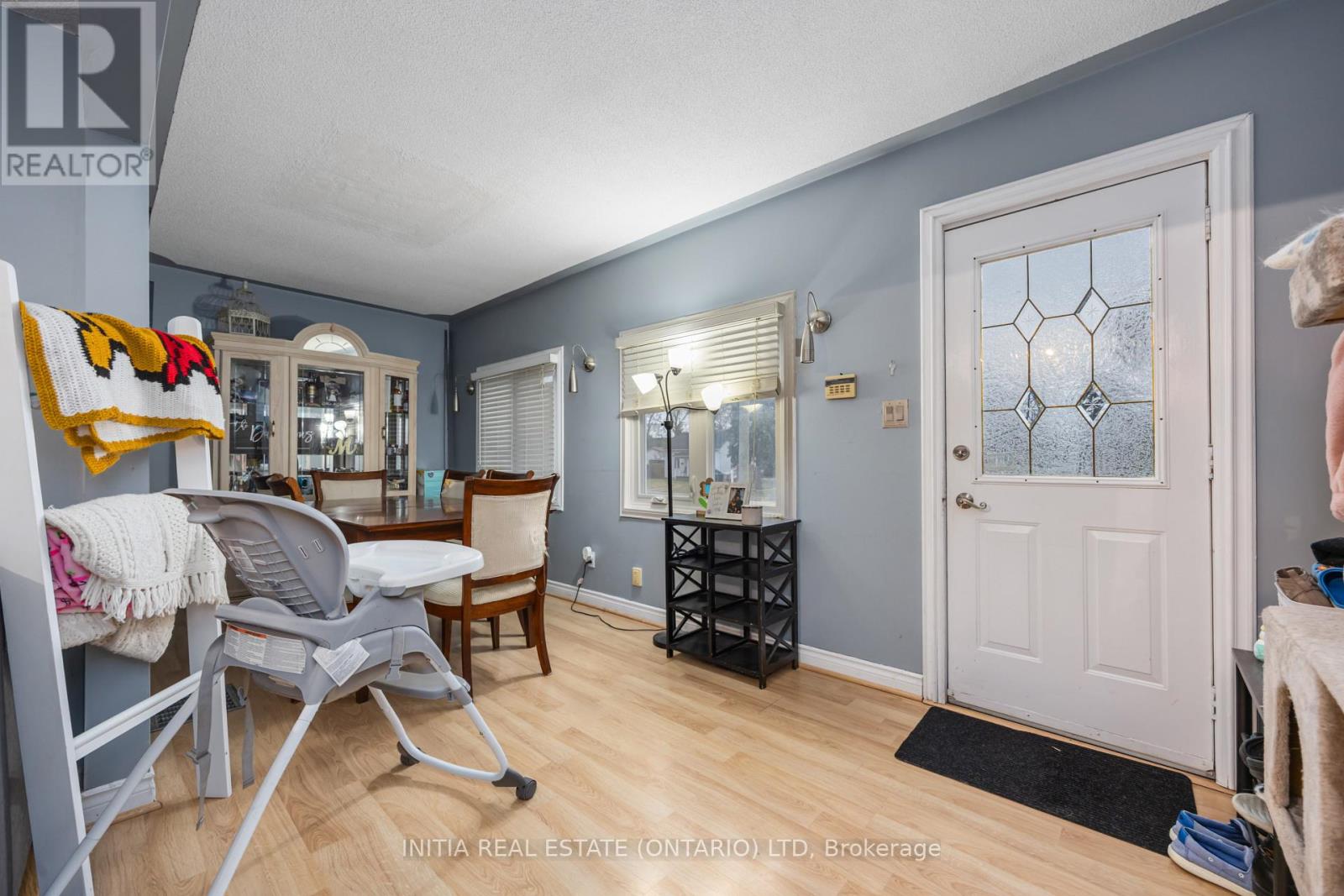 856 Devine Street, Sarnia, Ontario  N7T 1X5 - Photo 9 - X12553880