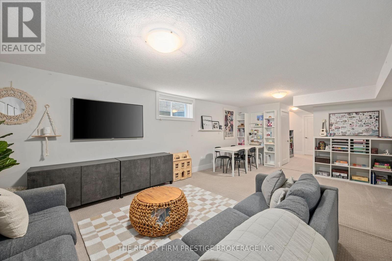 1451 Riverbend Road, London South, Ontario  N6K 0E7 - Photo 32 - X12554032