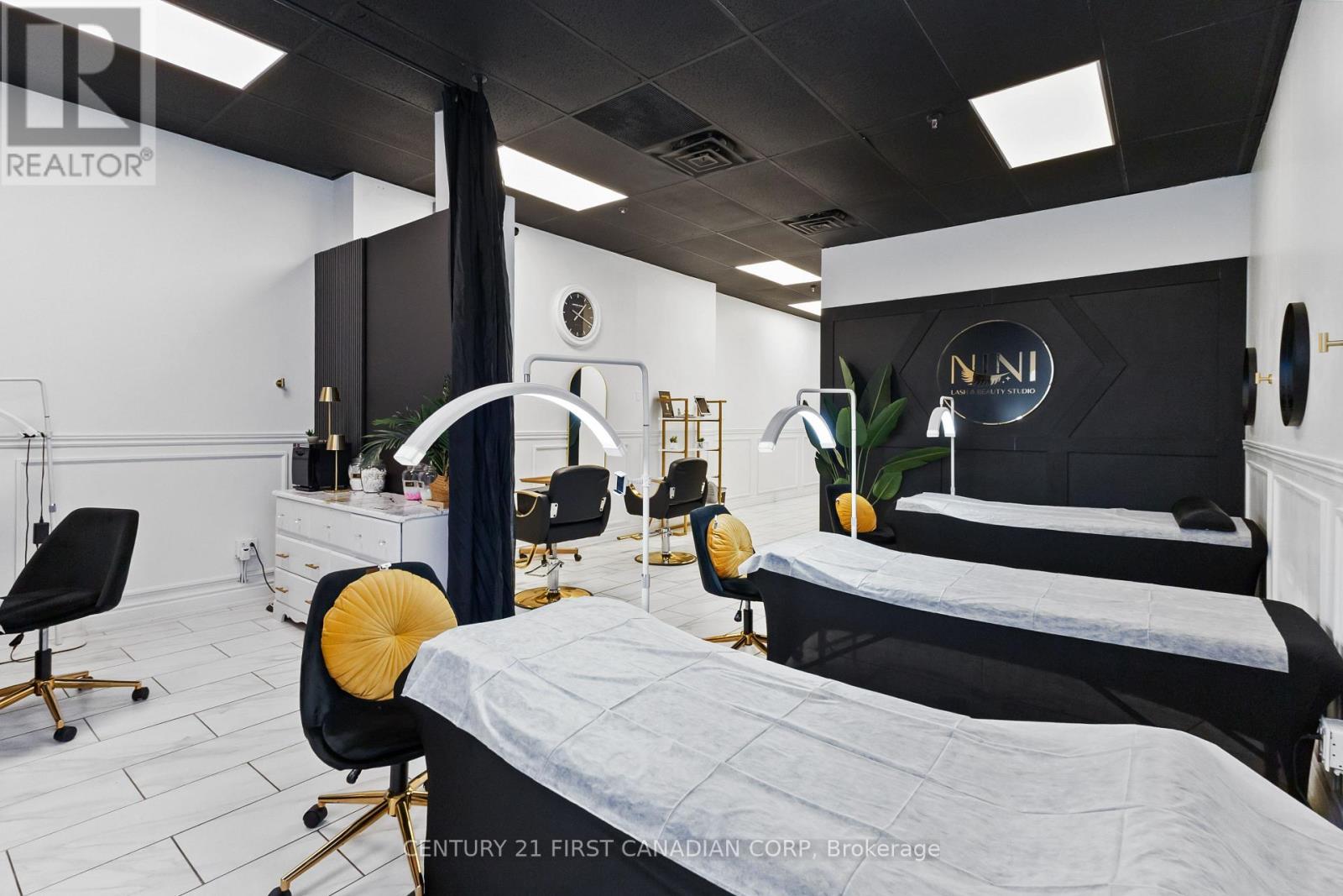 9-972 Hamilton Road, London East, Ontario  N5W 1V6 - Photo 17 - X12554232