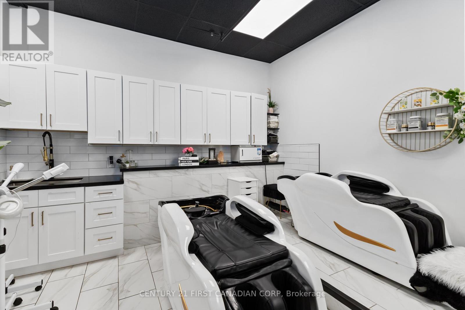 9-972 Hamilton Road, London East, Ontario  N5W 1V6 - Photo 23 - X12554232