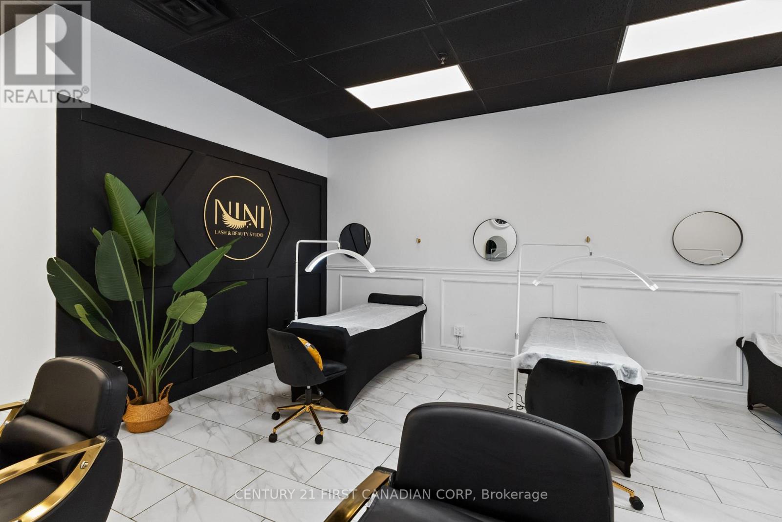 9-972 Hamilton Road, London East, Ontario  N5W 1V6 - Photo 15 - X12554232