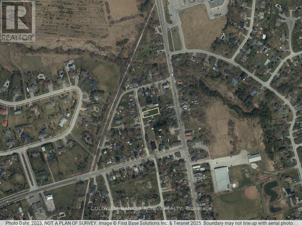 10 Stoddart Street, Essa, Ontario  L0L 2N0 - Photo 9 - N12673280